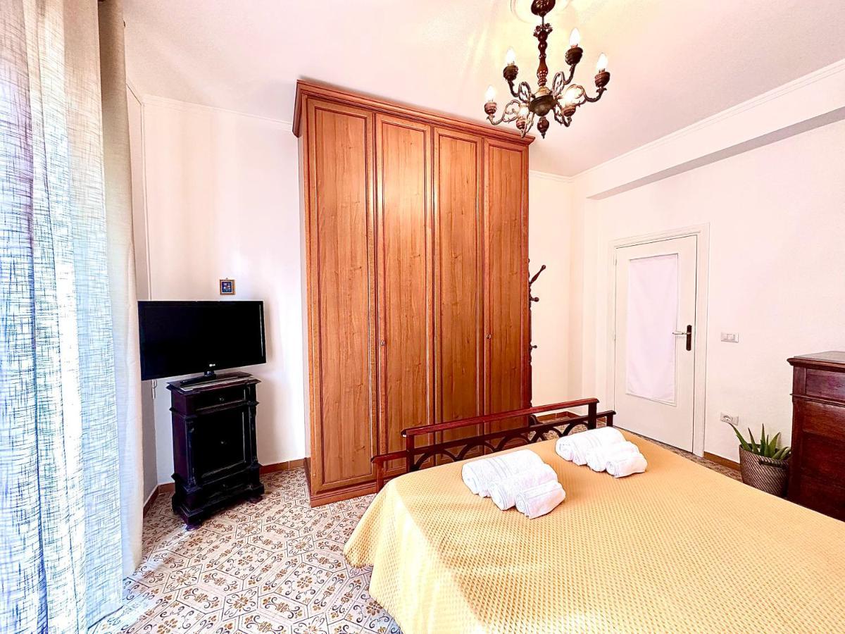 Bed and Breakfast Sorrenthouse Sant'Agnello Esterno foto
